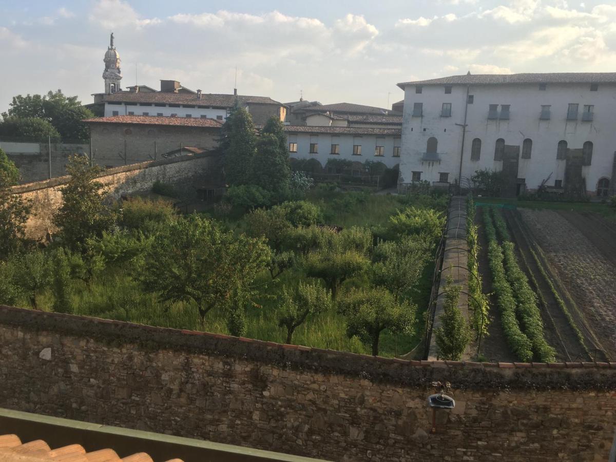 B&B San Benedetto Bergamo Buitenkant foto