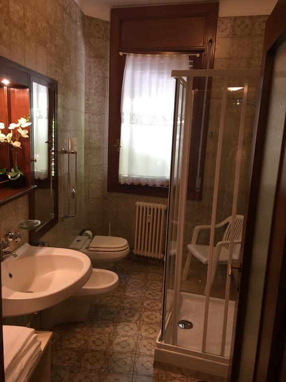 B&B San Benedetto Bergamo Buitenkant foto