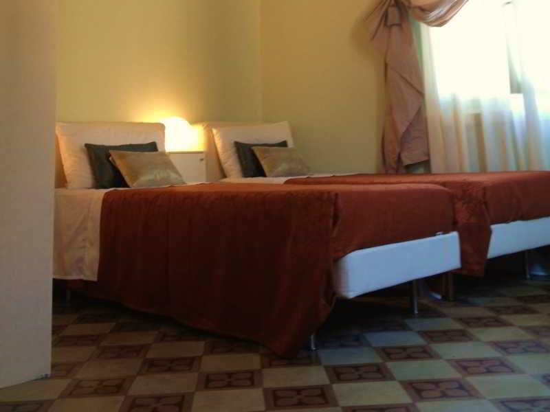 B&B San Benedetto Bergamo Buitenkant foto