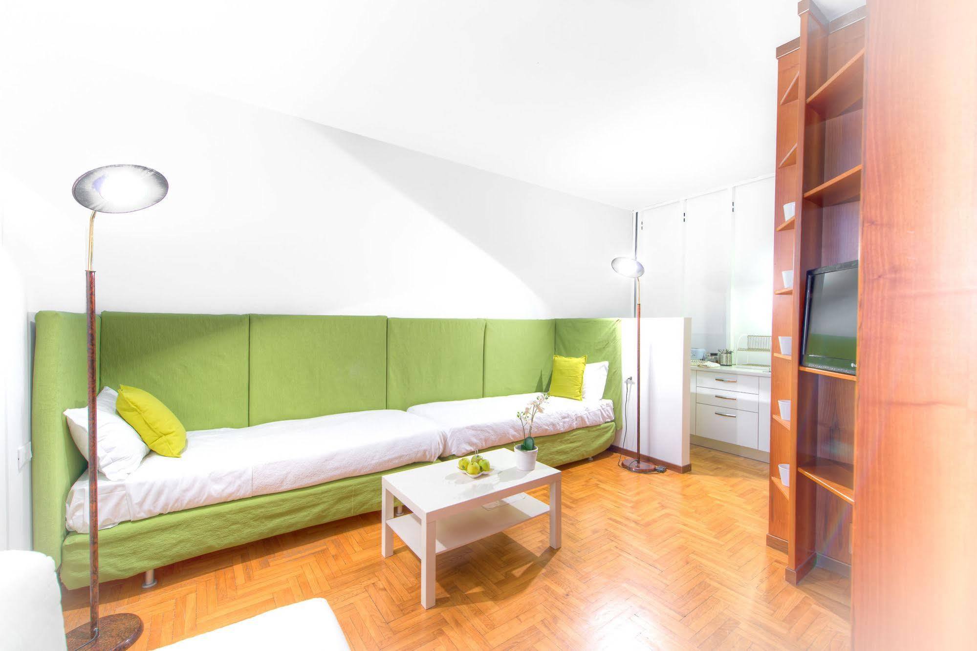 B&B San Benedetto Bergamo Buitenkant foto