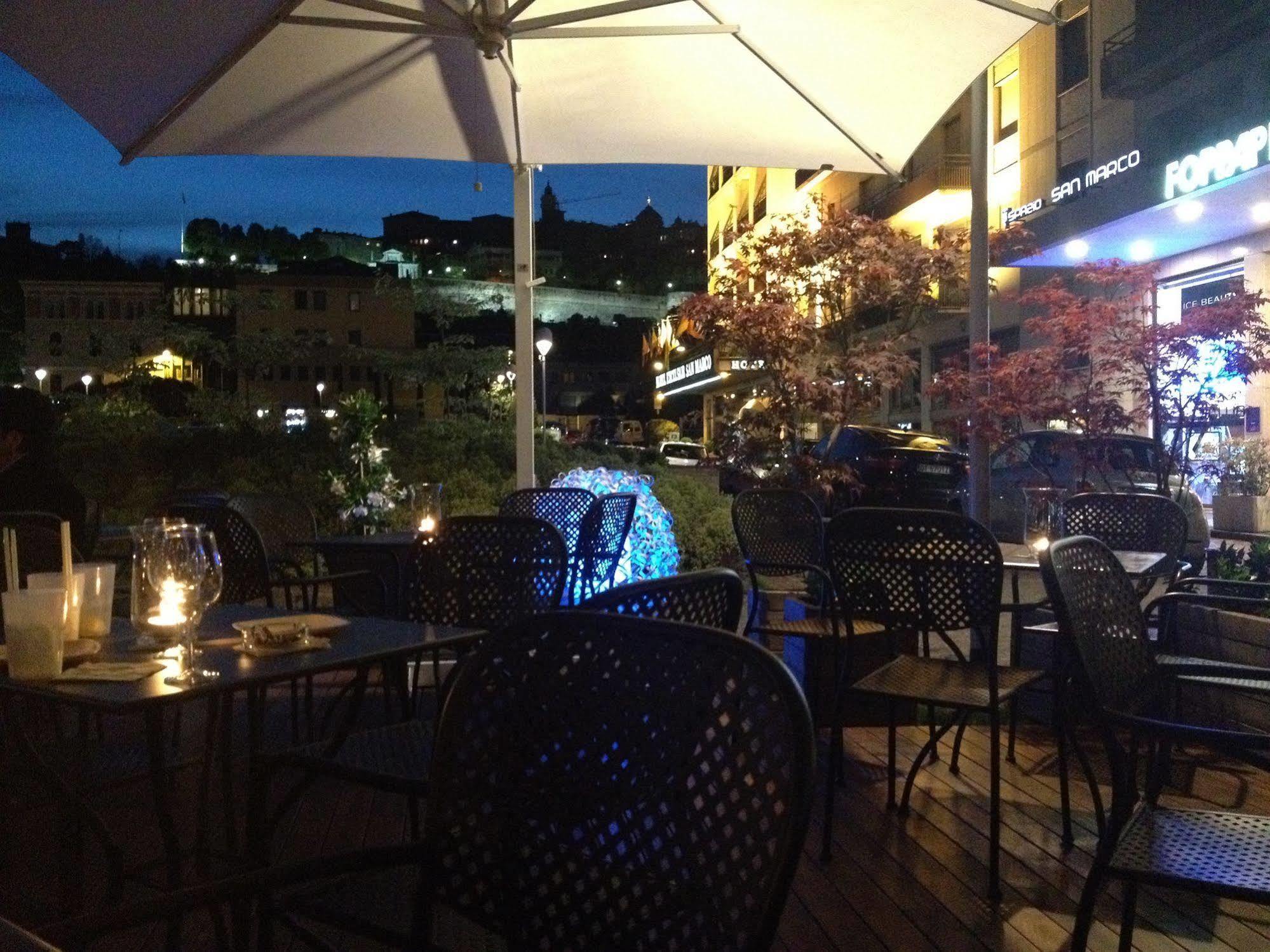 B&B San Benedetto Bergamo Buitenkant foto